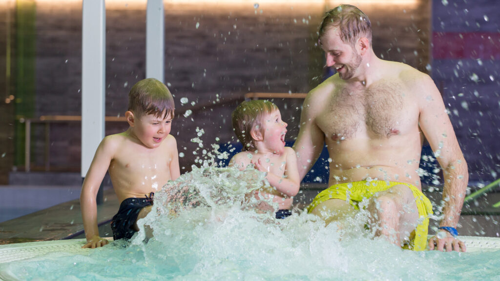 Perhe kylpylään ja pizzat kaupan päälle! 